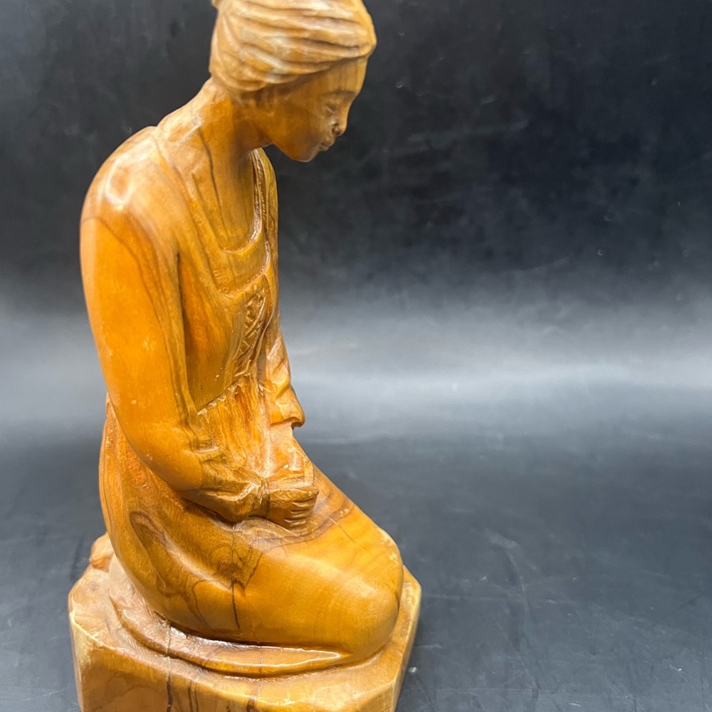 Handcrafted Wooden Sculpture - Picture 4 of 8